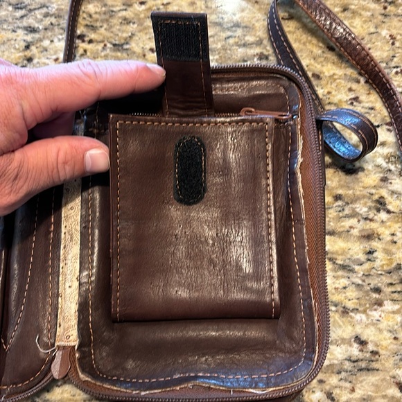 Ropin West Crossbody Purse Hand tooled - Picture 9 of 13